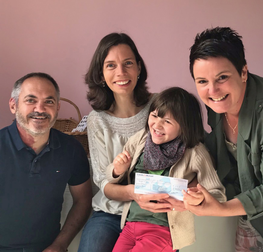 Photo avec Zoe pour l'association Manger la vie recadre